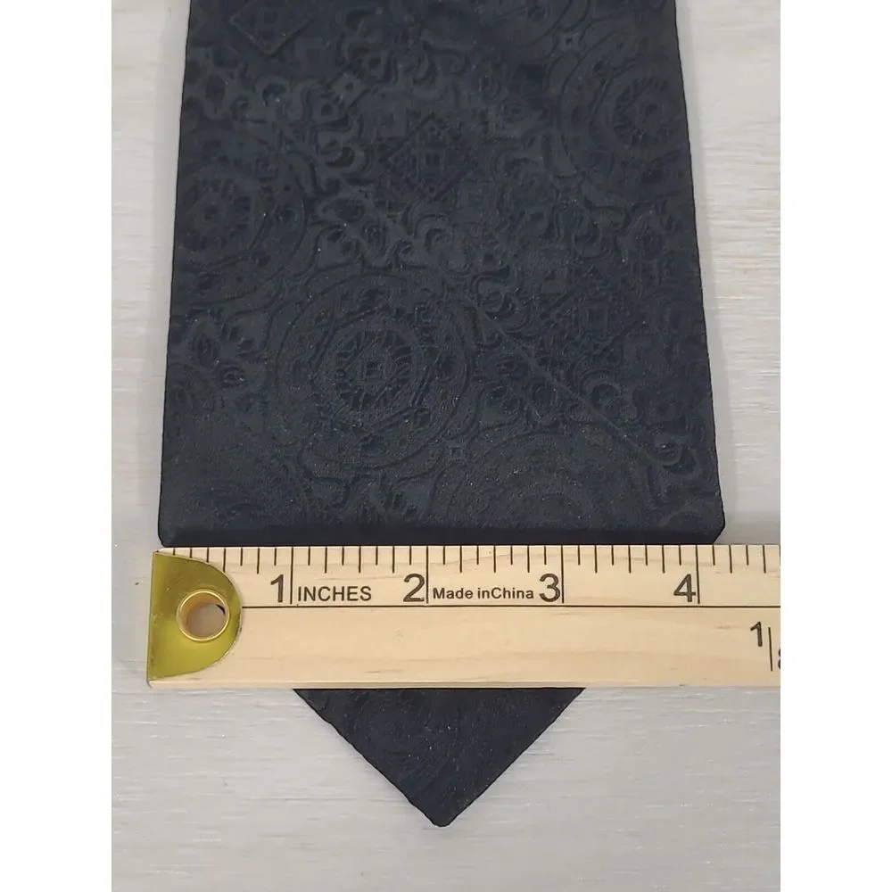 Vintage Gino Pompeii Mens Necktie Black Textured Geometric Print Made In Italy‎